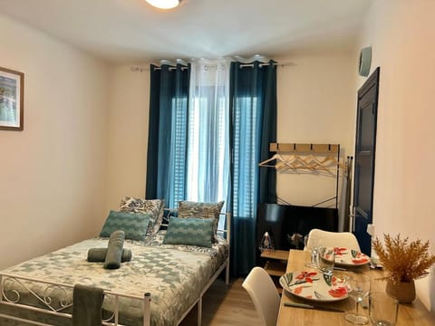 Studio près de la Gare et Centre Apartment in Lorient