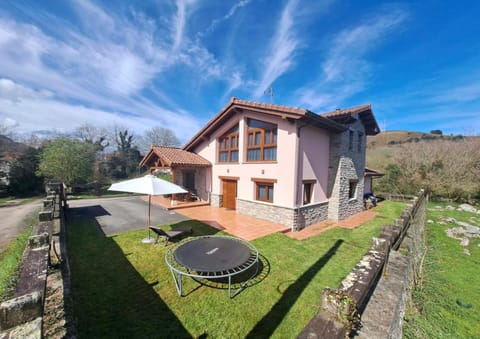 Facade/entrance, Garden, sunbed