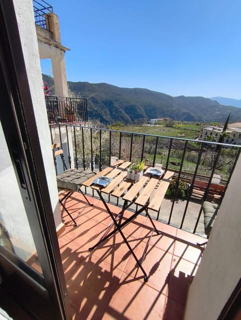 Day, Natural landscape, View (from property/room), Balcony/Terrace, Mountain view