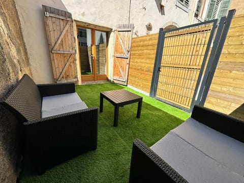 Patio, Garden, Balcony/Terrace, Garden view