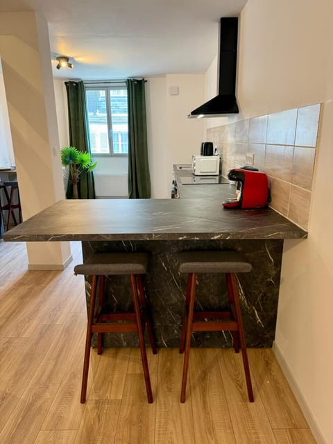 Le Secret D'Auron - Wifi - Hyper-Centre Apartment in Bourges