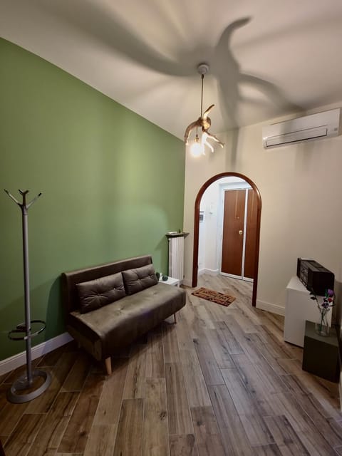 Living room, air conditioner