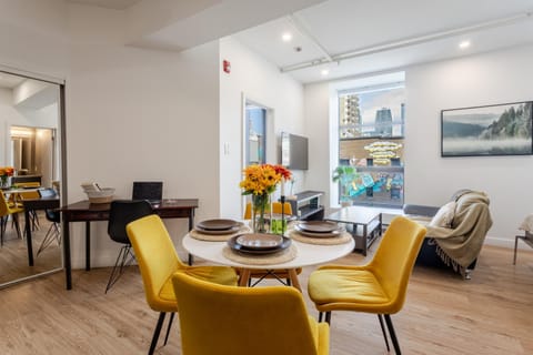 TV and multimedia, Dining area
