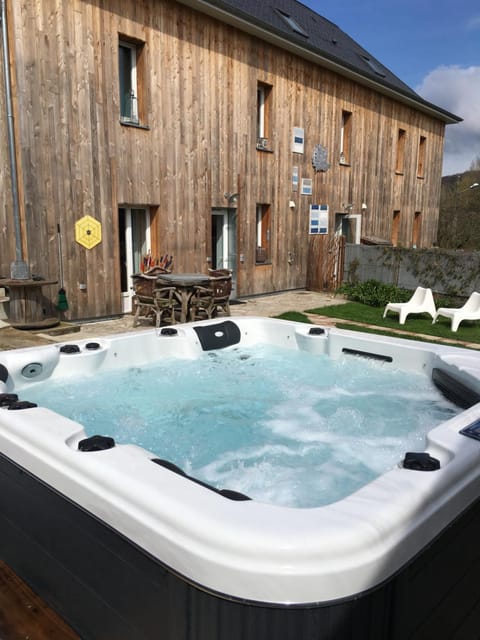 Hot Tub