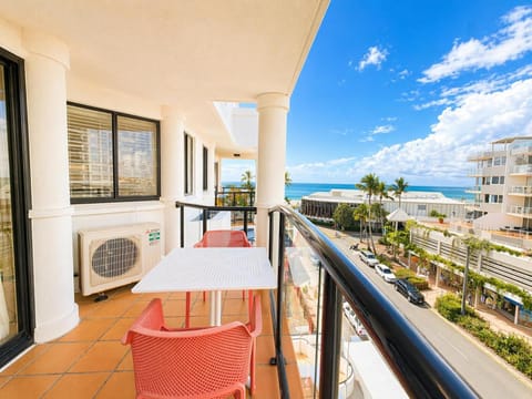 Property building, Day, View (from property/room), Balcony/Terrace, Sea view