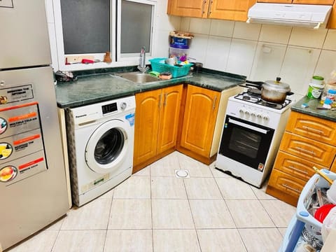 Rarefindz Comfort Lodge Apartment in Al Sharjah