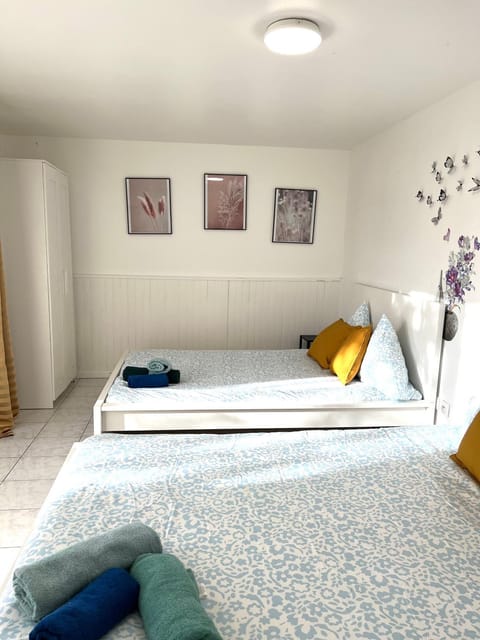 Rosny Sous Bois très charmant l'appartement en plein centre ville et verdure Apartment in Île-de-France