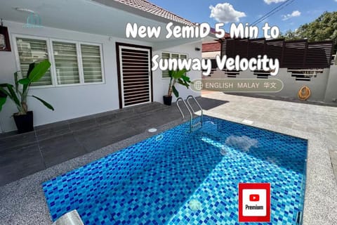 Property building, Swimming pool