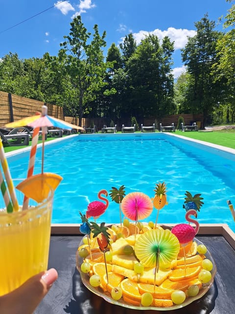 Swimming pool, Swimming pool