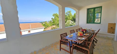 Patio, Balcony/Terrace, Dining area, Sea view