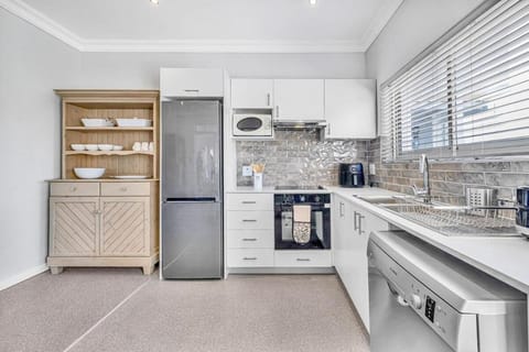 Self-Catering Winelands Views Apartment Stellenbosch Apartment in Stellenbosch