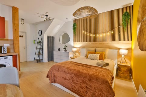 Bed, TV and multimedia, Living room, Bedroom, heating, internet, washing machine, kitchen