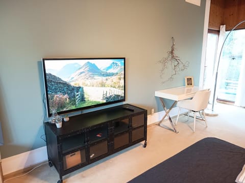 Großes Zimmer mit eigener Terrasse Vacation rental in Hamburg