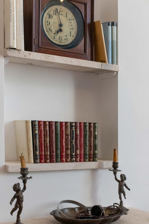 900 - Guest House Bed and Breakfast in Livorno