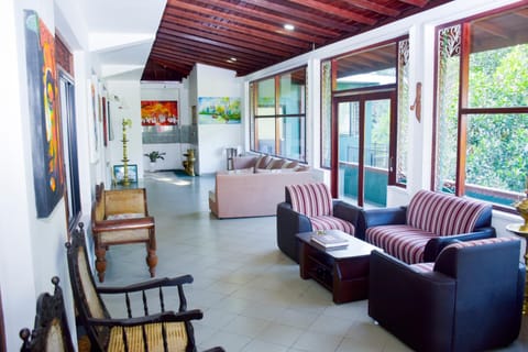Lobby or reception, Seating area