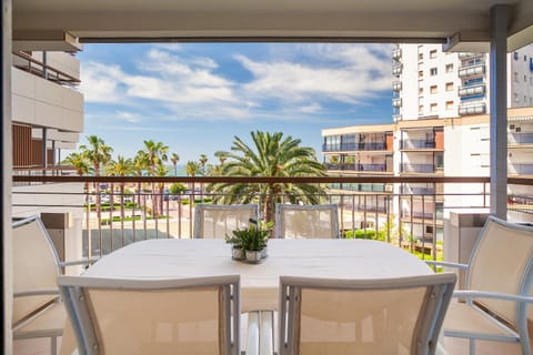 Balcony/Terrace, Dining area