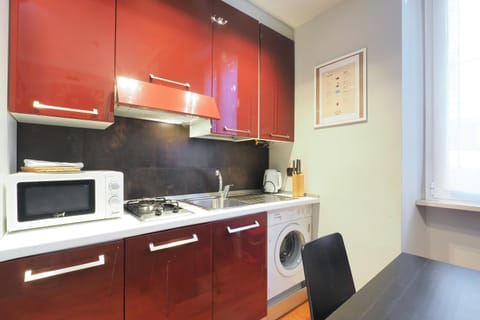 Kitchen or kitchenette, dishwasher, stove, washing machine