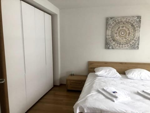1BR apartment with balcony - West 13 Apartment in Zurich City