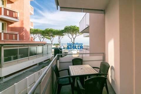 Property building, View (from property/room), Balcony/Terrace, Beach, Swimming pool