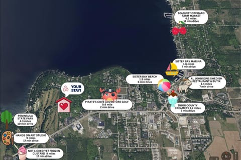 Cozy Cabin in Sister Bay HotTub FirePit Dogs Cabin in Sister Bay