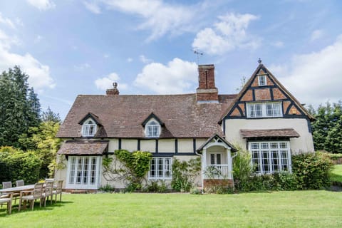 Property building, Natural landscape, Garden view, Landmark view