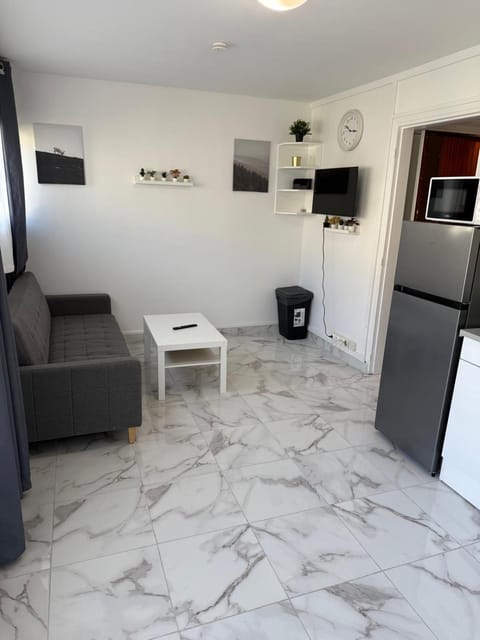 Carnot - VILLIERS LE BEL proche Aéroport ROISSY CHARLES DE GAULLES & PARIS Apartment in Île-de-France