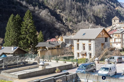 Apartment in center Isola Apartment in Isola