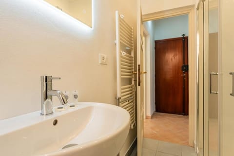 Camilla Apartment - Affitti Brevi Italia Apartment in Capannori