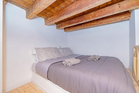 1CLI19 -Duomo-Loreto- Central - Boho-Style Apartment in Milan