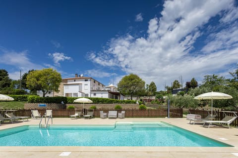 Property building, Swimming pool