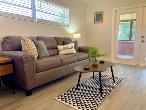 Nottingham House near Southeastern University House in Lakeland