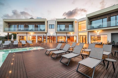 Lounge or bar, Swimming pool, Sunset, sunbed