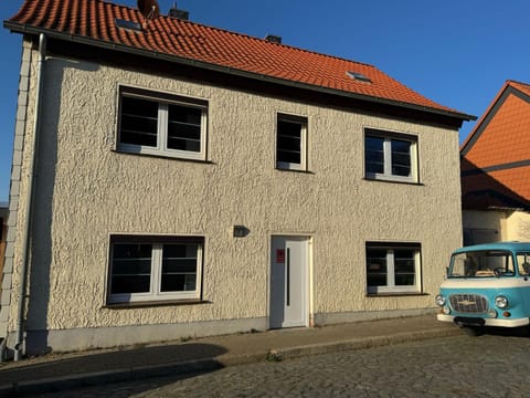 Property building, Street view