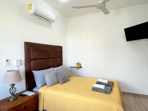 Bed, TV and multimedia, Bedroom, air conditioner