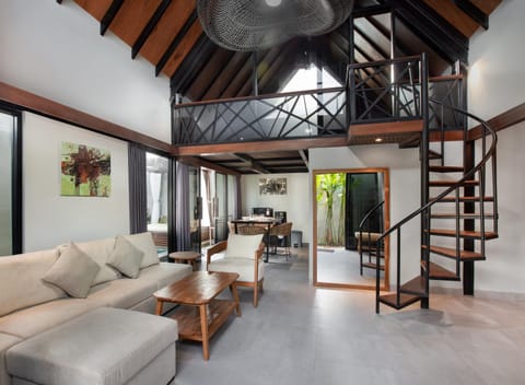 Living room, Seating area