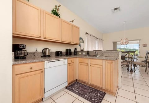 Grand Panoramic 5BR Pool Home near Disney Parks House in Four Corners