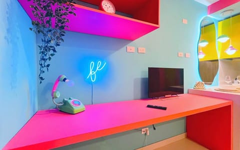 TV and multimedia, Seating area