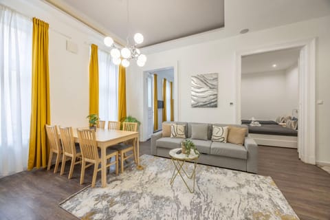 Living room, Seating area, Dining area