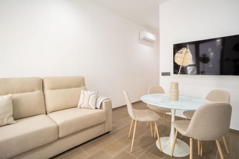 Valencia Central Flats-Elegante, junto al Roig Arena Apartment in Valencia