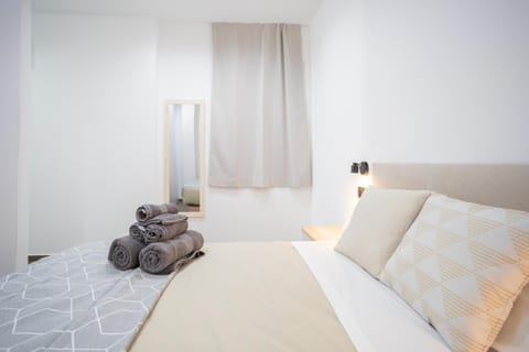 Valencia Central Flats-Elegante, junto al Roig Arena Apartment in Valencia