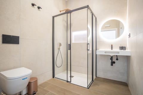 Valencia Central Flats-Elegante, junto al Roig Arena Apartment in Valencia