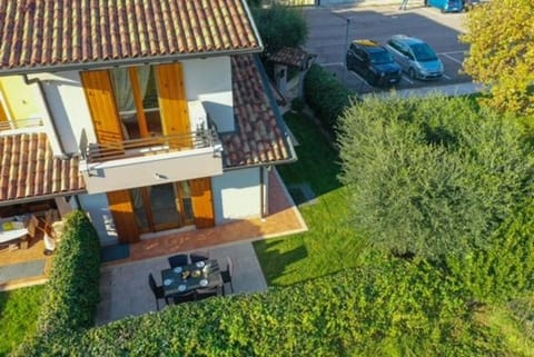 Garden, Balcony/Terrace