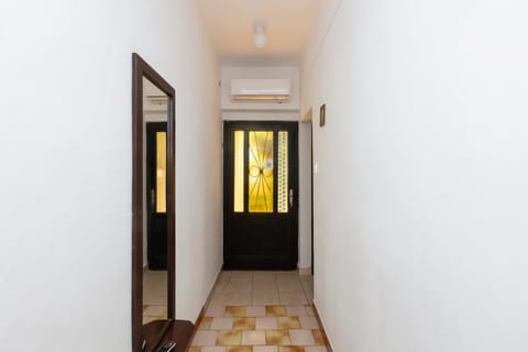 Guest house Mira Apartment in Šibenik-Knin County, Croatia