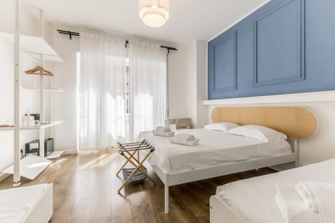 Bedroom, wardrobe