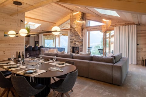 Chalet Eteila vue incroyable ! Combloux 10 min de Megève Chalet in Combloux