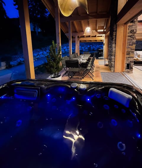 Chalet Eteila vue incroyable ! Combloux 10 min de Megève Chalet in Combloux