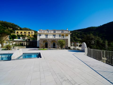 Property building, Day, Natural landscape, Mountain view, Swimming pool