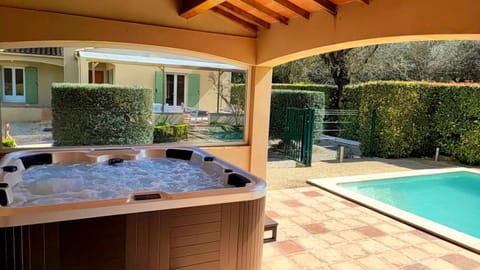 Property building, Patio, Hot Tub, Spa and wellness centre/facilities, Spa and wellness centre/facilities, Swimming pool, Swimming pool