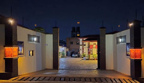Property building, Facade/entrance, Street view