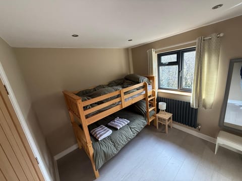 3 Bed Luxury Lodge Chalet in Test Valley District